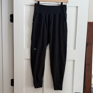 Under Armour Women’s Fitted Black Athletic Pants